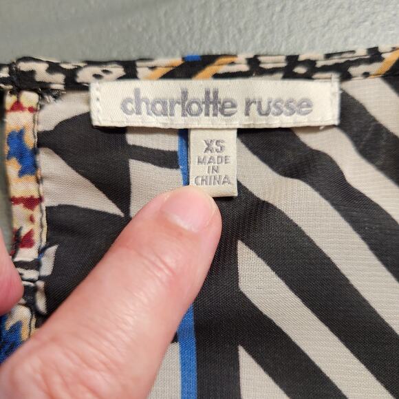 CHARLOTTE RUSSE Multi Geometric Split Sleeve Mini Dress Womens Extra Small XS - Picture 4 of 12